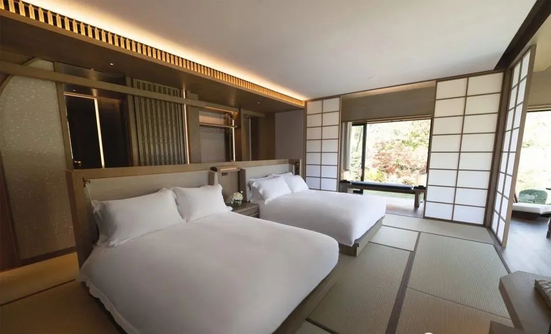 日本海滨奢华别墅,灯光设计,无主灯,客厅卧室